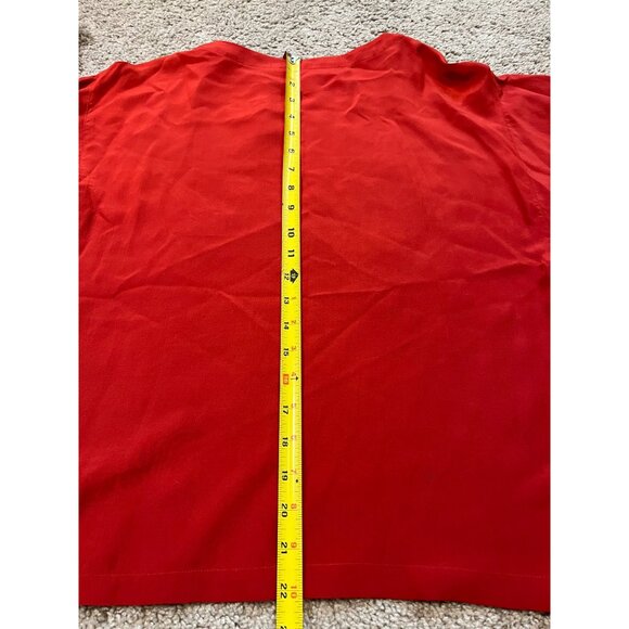Vtg Liz Claiborne Womens Red 100% Silk Shirt Size 8 Made In Hong Kong 3 Button - Picture 5 of 7